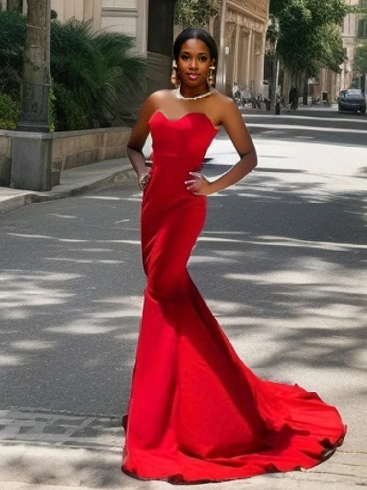 Strapless split floor-length mermaid prom dress, available in red and black, perfect for evening parties and formal events.